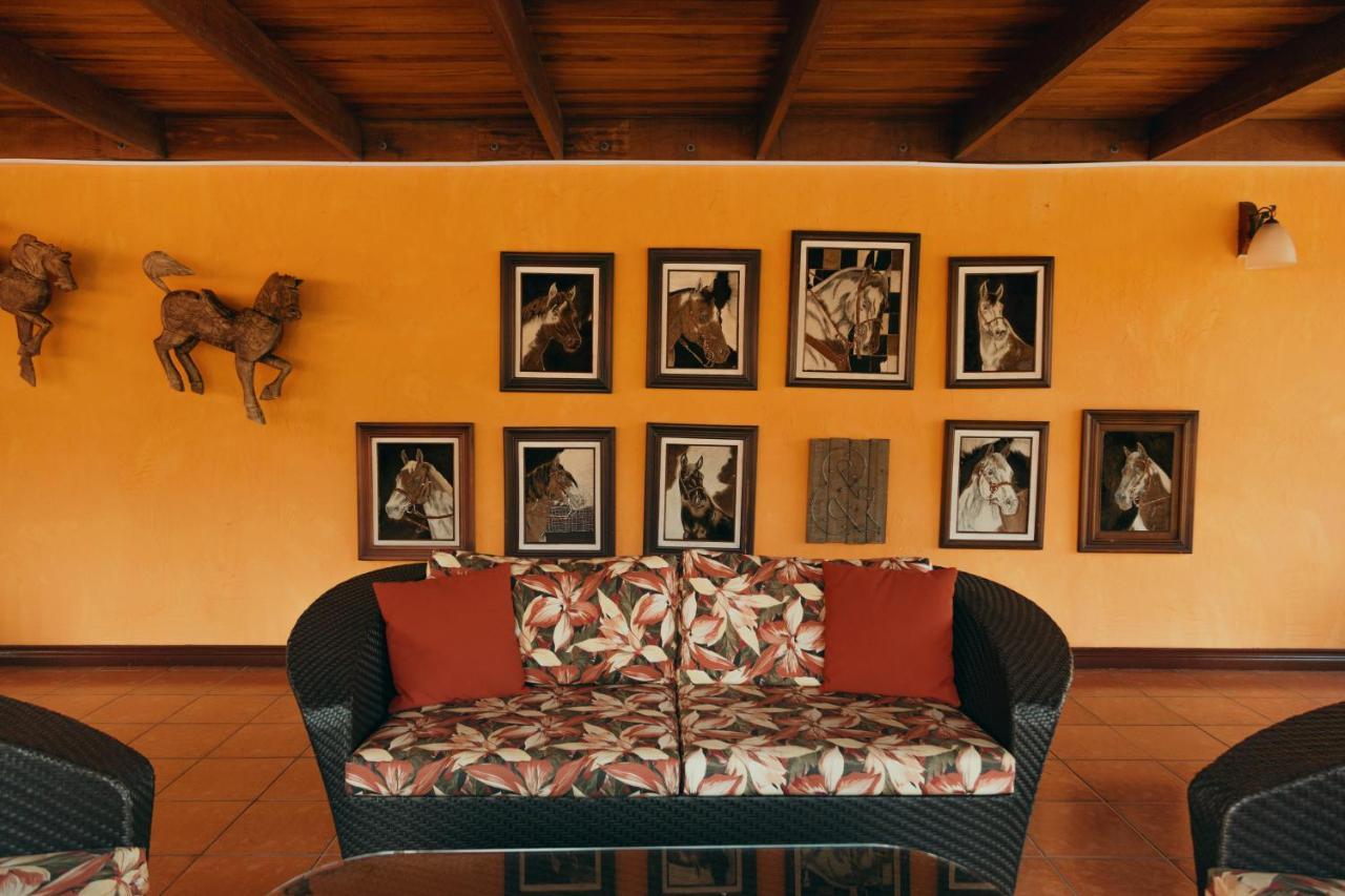 El Rodeo Estancia Boutique Hotel & Steakhouse San José Buitenkant foto
