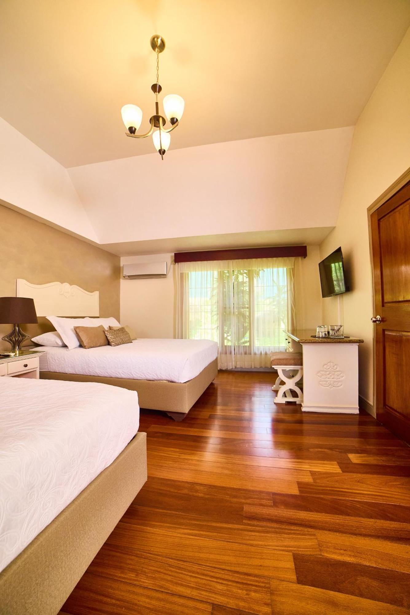 El Rodeo Estancia Boutique Hotel & Steakhouse San José Buitenkant foto