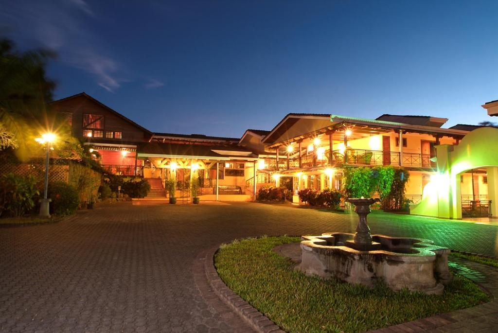 El Rodeo Estancia Boutique Hotel & Steakhouse San José Buitenkant foto